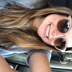 Meet your Posher, Cori